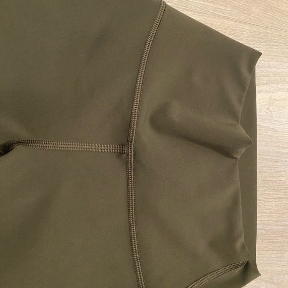 Lululemon Dark Green Active Leggings - Picture 4 of 4